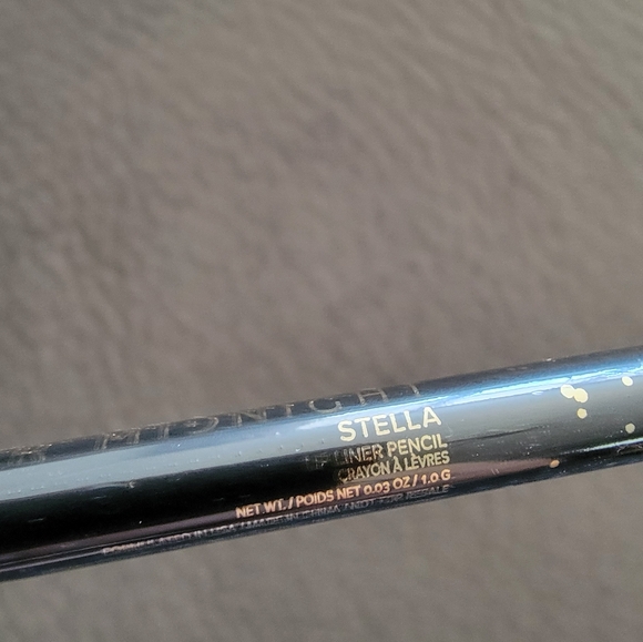 Dear Midnight Atelier Lip liner in Stella - Picture 2 of 5